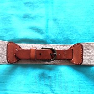 NWOT CLUB MONACO LEATHER BELT, XS